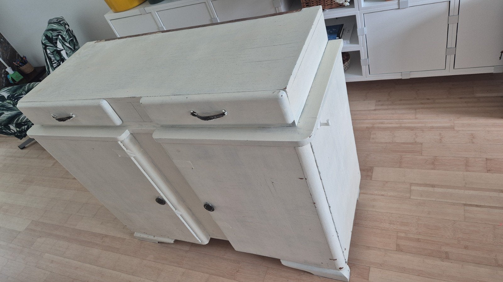 Vintage kastje in Rotterdam Noord, Ophalen, Gebruikt
