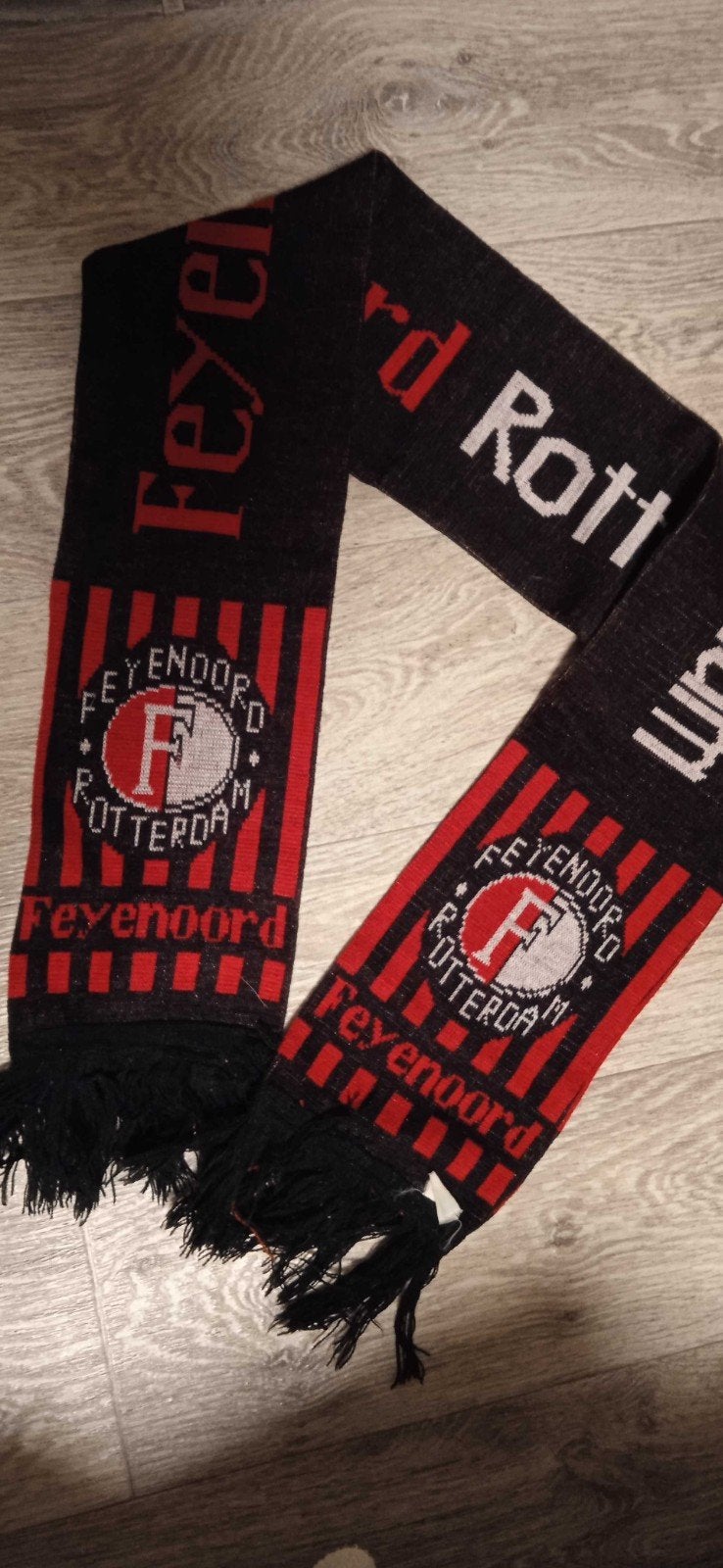 Feyenoord Rotterdam Sjaal - Zwart/Rood, Ophalen of Verzenden, Zo goed als nieuw