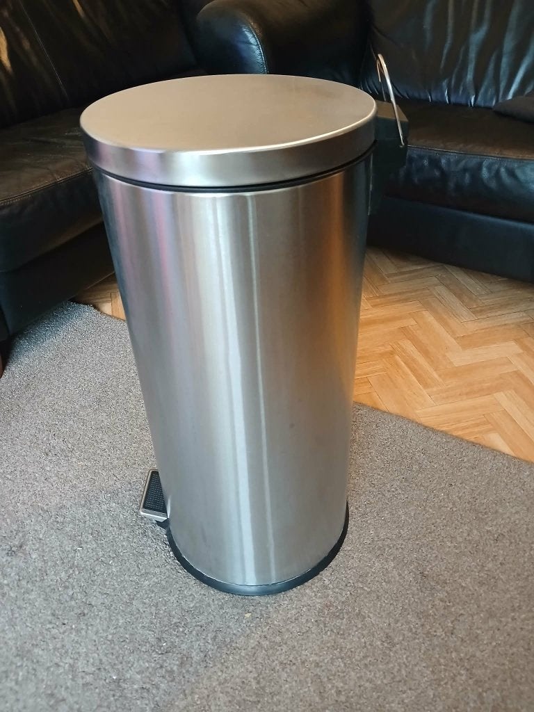 Pedaalemmer te koop, Ophalen, Met pedaal, 50 tot 75 cm, Zo goed als nieuw