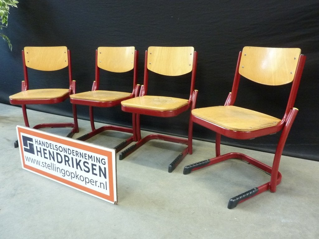 vintage kinder schoolstoel / kinderstoel / 4 schoolstoeltjes, Gebruikt, Handelsonderneming Hendriksen, Overige typen, Ophalen of Verzenden