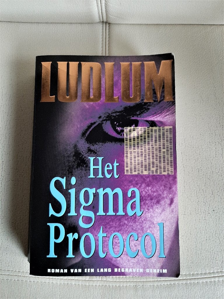 Het Sigma protocol - Robert Ludlum, Ophalen of Verzenden, Robert Ludlum