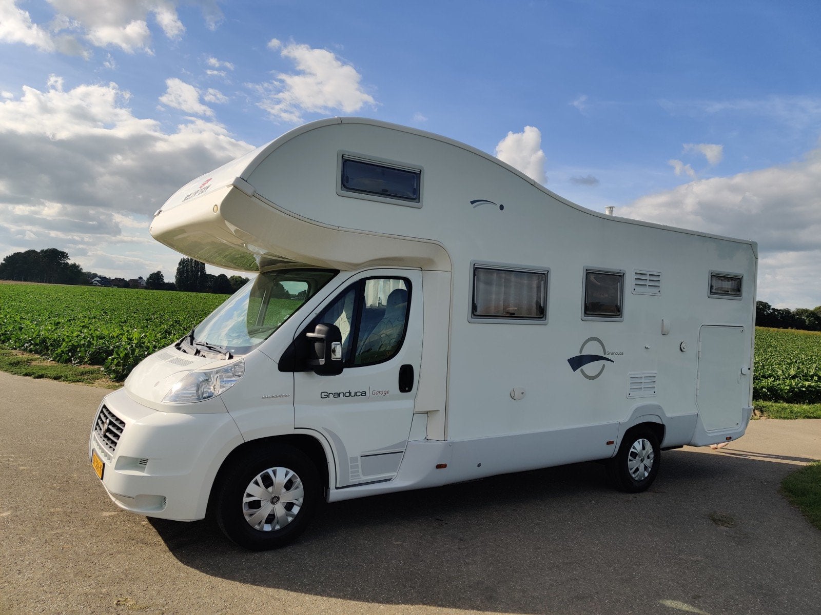 Rollerteam Granduca Garage - 4P, Caravans en Kamperen, Overige merken, Alkoof, Ringverwarming, Fiat
