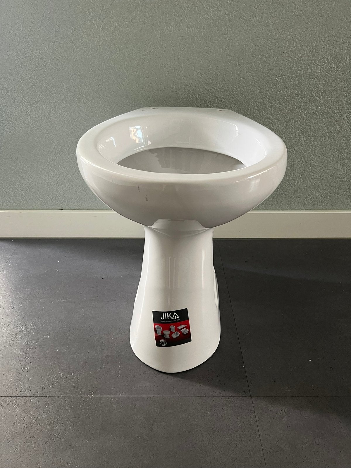 Jika toiletpot, Ophalen, Nieuw