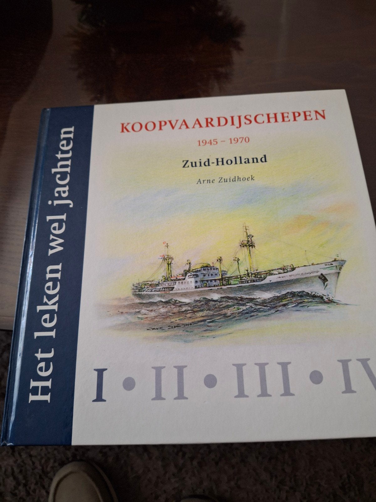 Koopvaardijschepen 1945 -1970.zuid Holland Arne Zuidhoek dee, Ophalen of Verzenden, Zo goed als nieuw