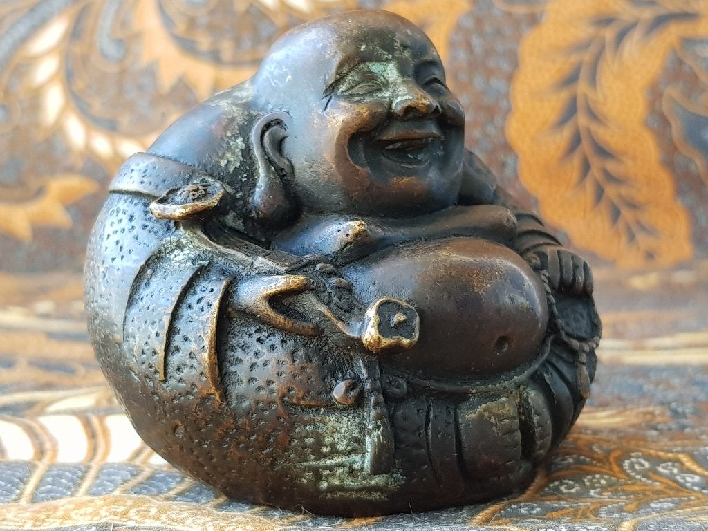 Mooie zware antieke Chinese Boeddha van brons 8,5 cm., Handgemaakt, Ophalen of Verzenden, China, Brons