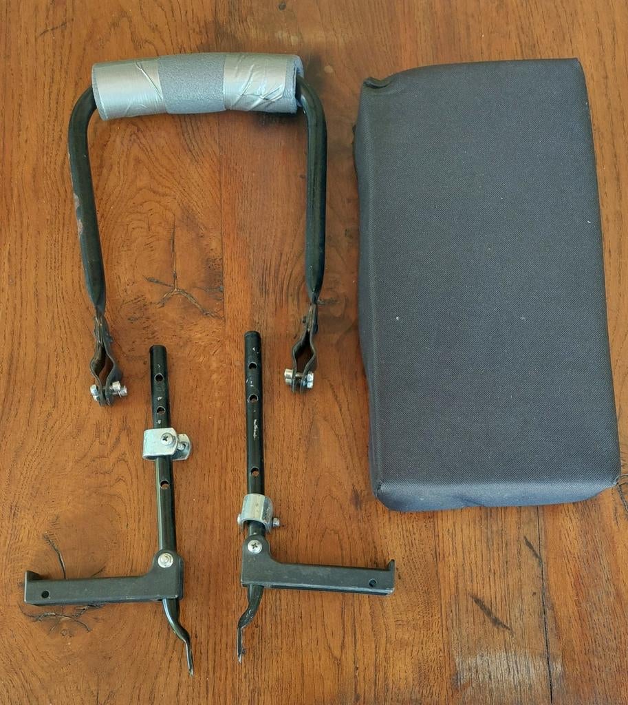 Kinderzitje voor op bagagedrager, Ophalen, Achterzitje, 9 t/m 36 kg, Gebruikt