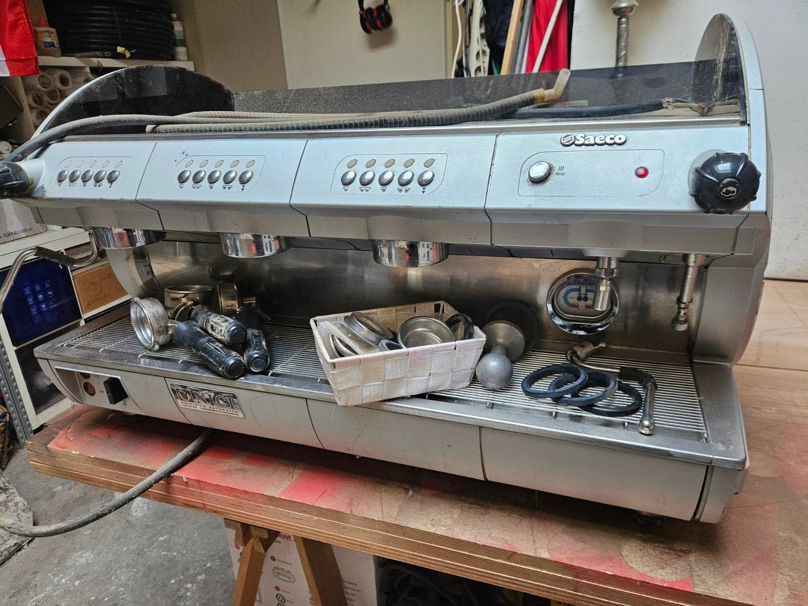 Saeco Professionele Espresso Machine - Gebruikt, Stoompijpje, Gebruikt, Espresso apparaat, 10 kopjes of meer