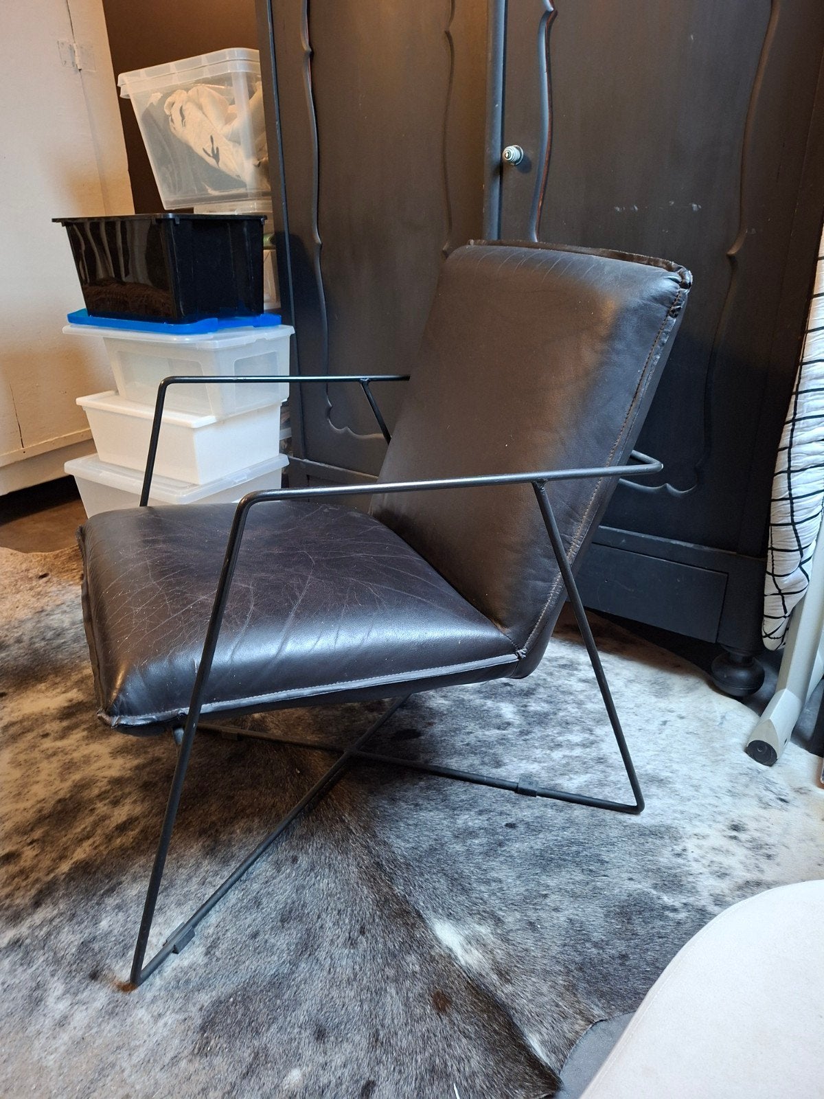 zwarte leren stoel, Ophalen, Gebruikt, 50 tot 75 cm, Leer