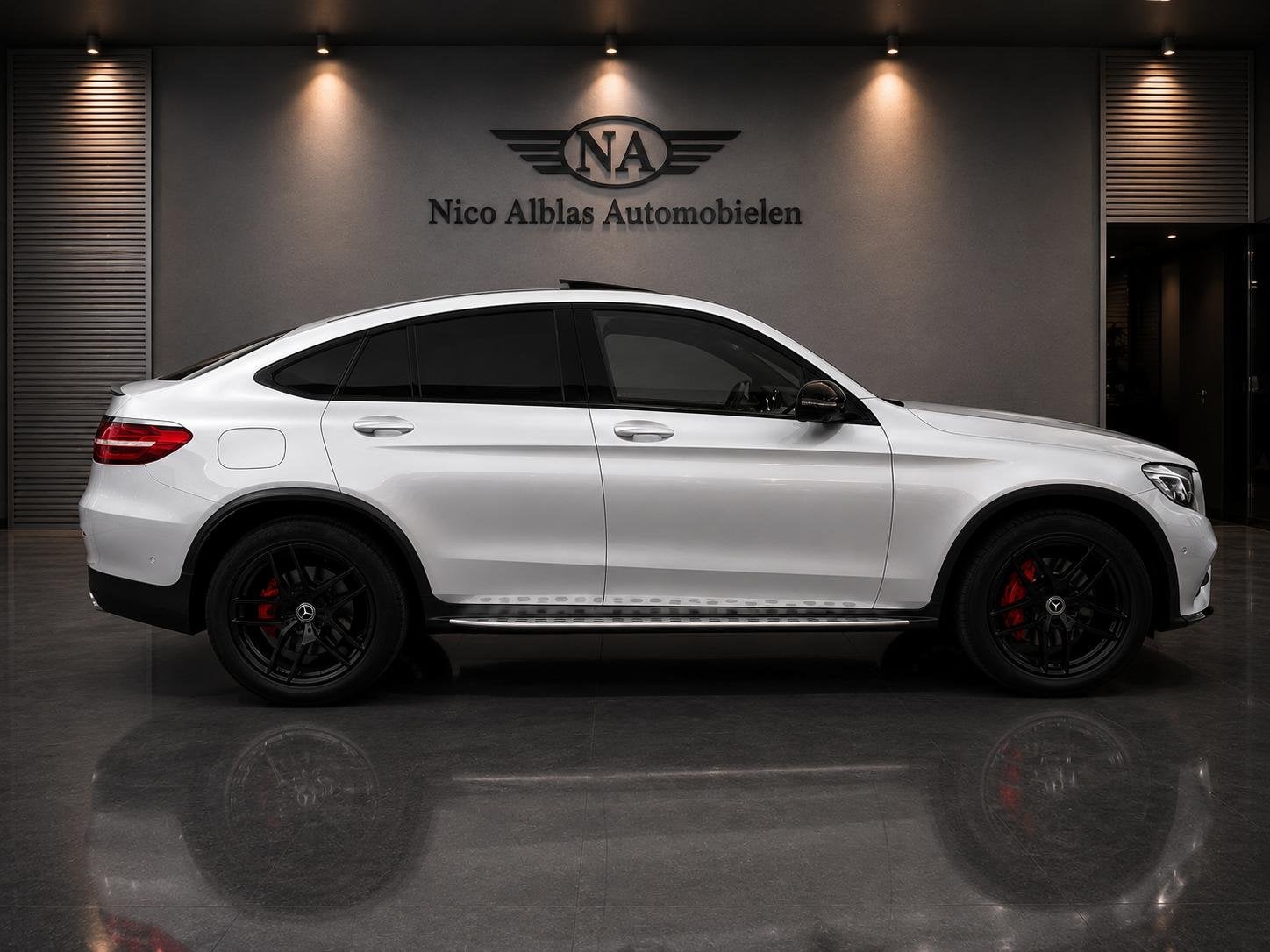 Mercedes-Benz GLC-klasse Coupé 250 4MATIC AMG Line, Automaat, Gebruikt, 4 cilinders, Leder en Stof
