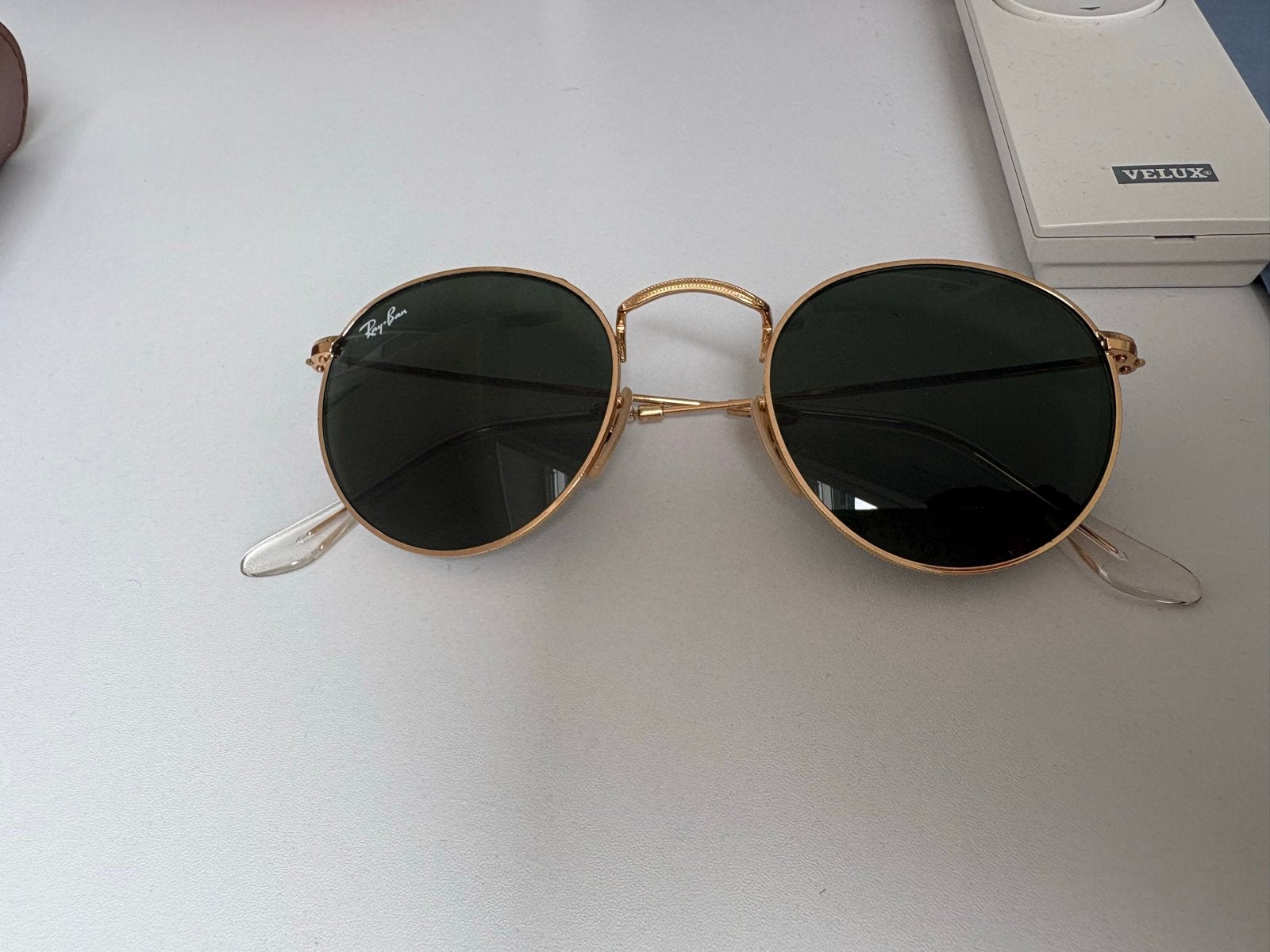 Ray-Ban Round Metal Zonnebril Goud Groen RB3447, Ophalen, Zonnebril, Zo goed als nieuw, Ray-Ban