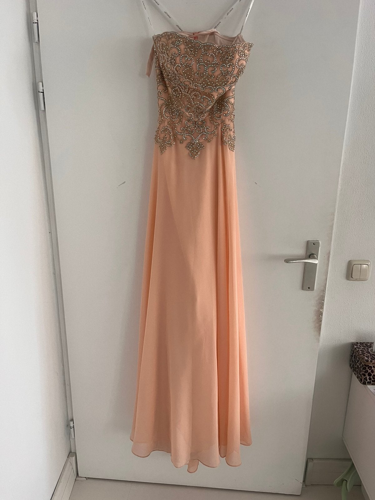 Jovani strapless jurk te huur, Kleding | Dames, Overige typen, Ophalen of Verzenden, Zo goed als nieuw, Roze