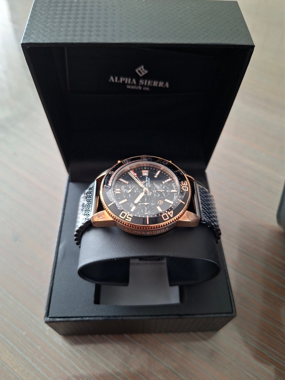 Nieuwe horloges met zwarte band: Alfa Sierra & Rotorcraft, Ophalen of Verzenden, Nieuw, Polshorloge, Kunststof