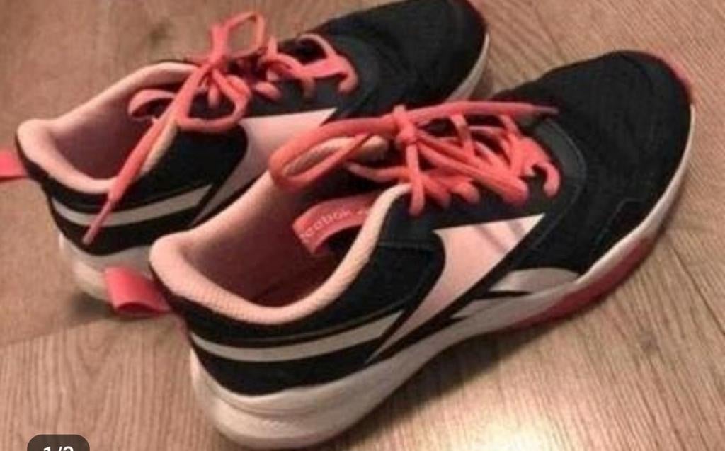 Meisje schoenen /sneakers maat 36/Reebok, Sport en Fitness, Loopsport en Atletiek, Ophalen of Verzenden, Zo goed als nieuw, Overige typen