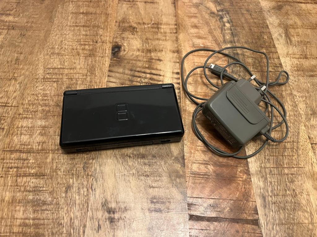 Nintendo Ds Lite, Spelcomputers en Games, Spelcomputers | Nintendo DS, Ophalen of Verzenden, Zwart, DS Lite