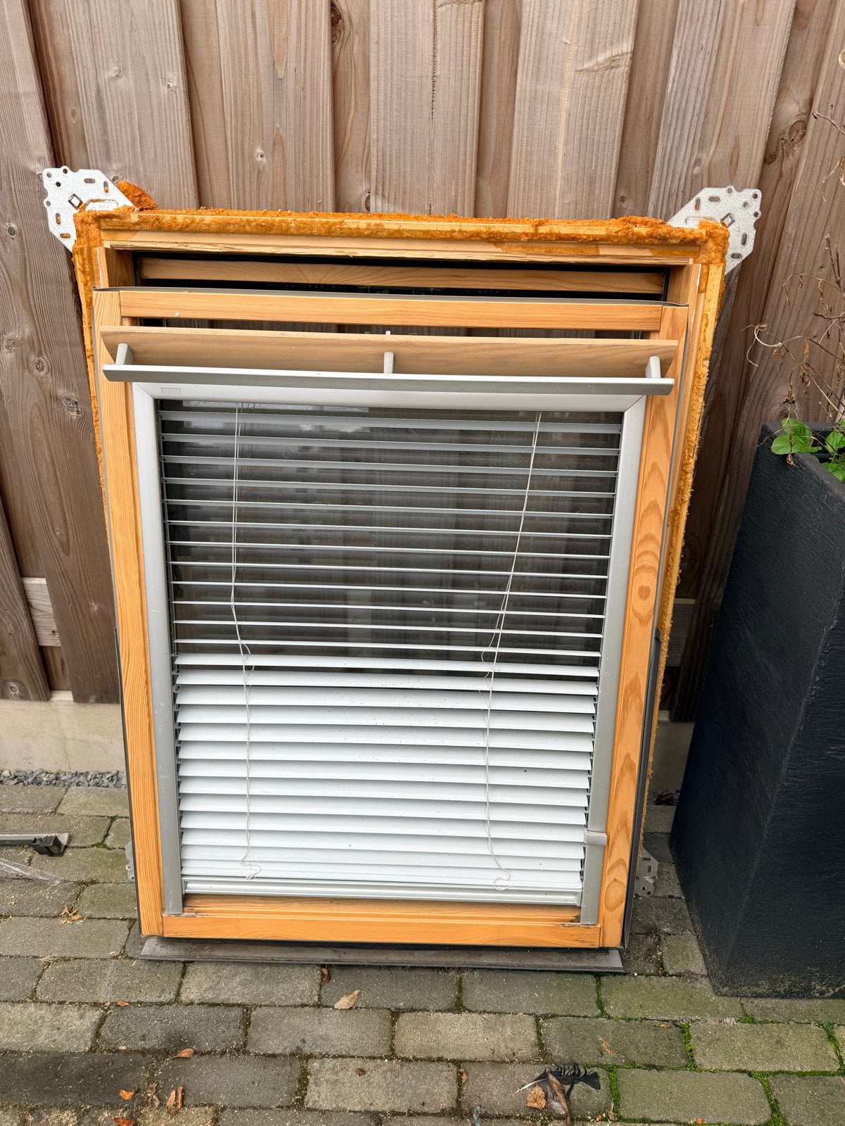 Velux GGL M04 dakraam inclusief jaloezieën, Ophalen, Gebruikt, Minder dan 80 cm, 80 tot 120 cm