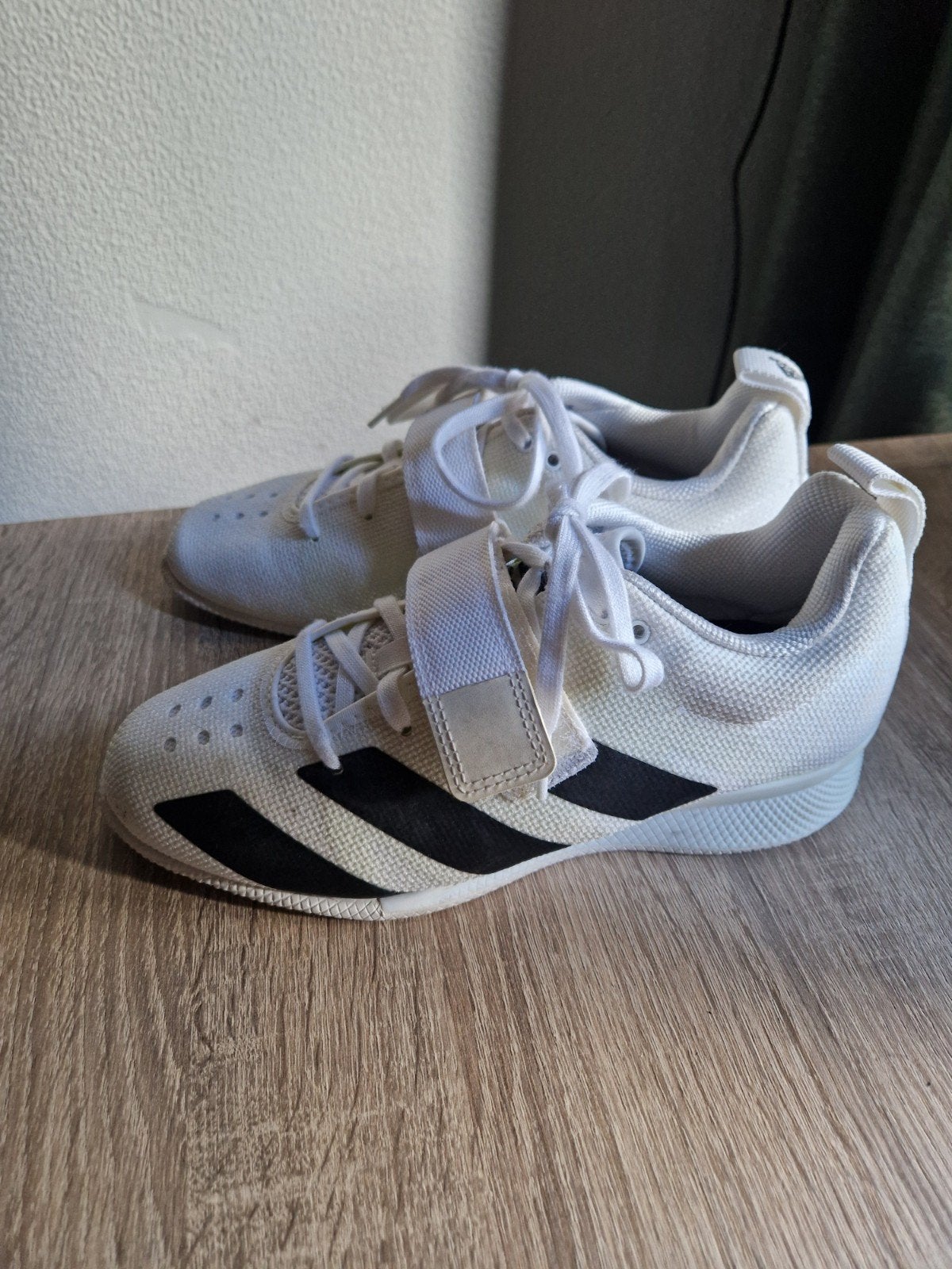 Adidas Adipower gewichthefschoenen - Maat 38, Adidas, Wit, Overige typen, Ophalen of Verzenden