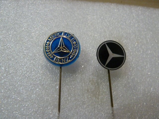 Set van 2 Mercedes-Benz Speldjes/Pins, Ophalen of Verzenden, Gebruikt, Merk, Speldje of Pin