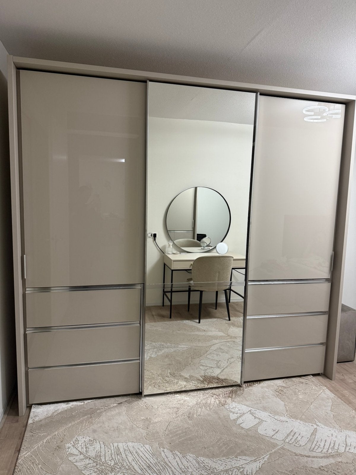 Wiemann Malibu Kast Champagne met Spiegel & Passepartout, Ophalen, 200 cm of meer, 50 tot 75 cm, Glas
