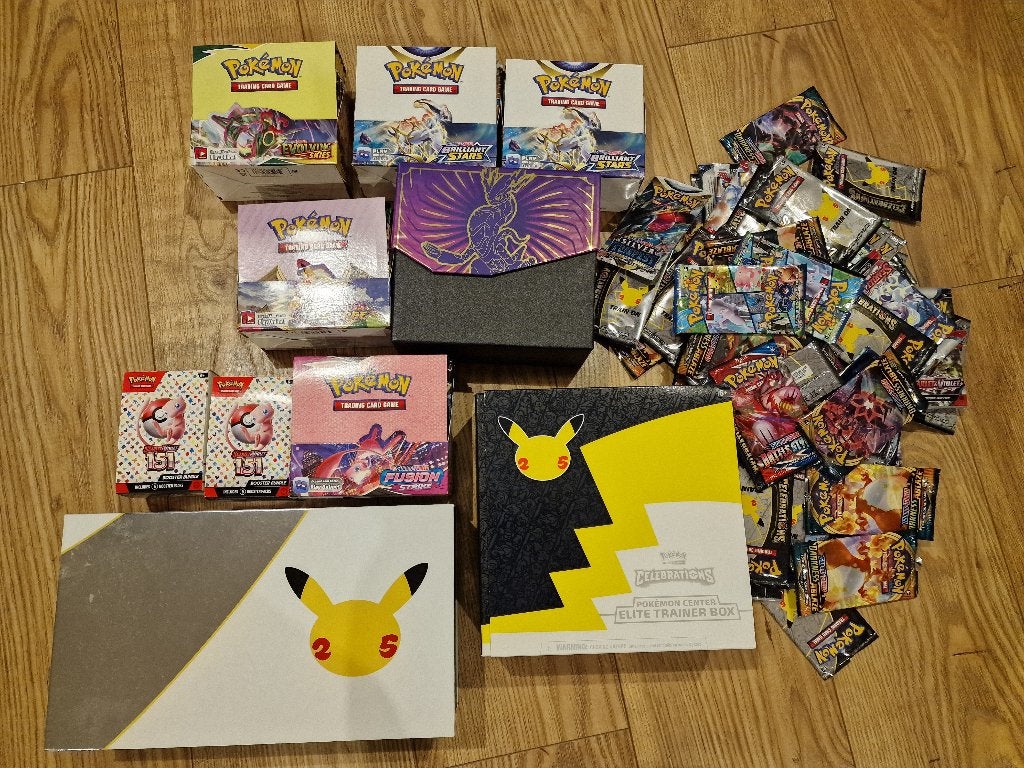 Lege Pokémon boxen en packs (oa Evolving Skies, 25th celebr), Verzenden, Gebruikt, Overige typen