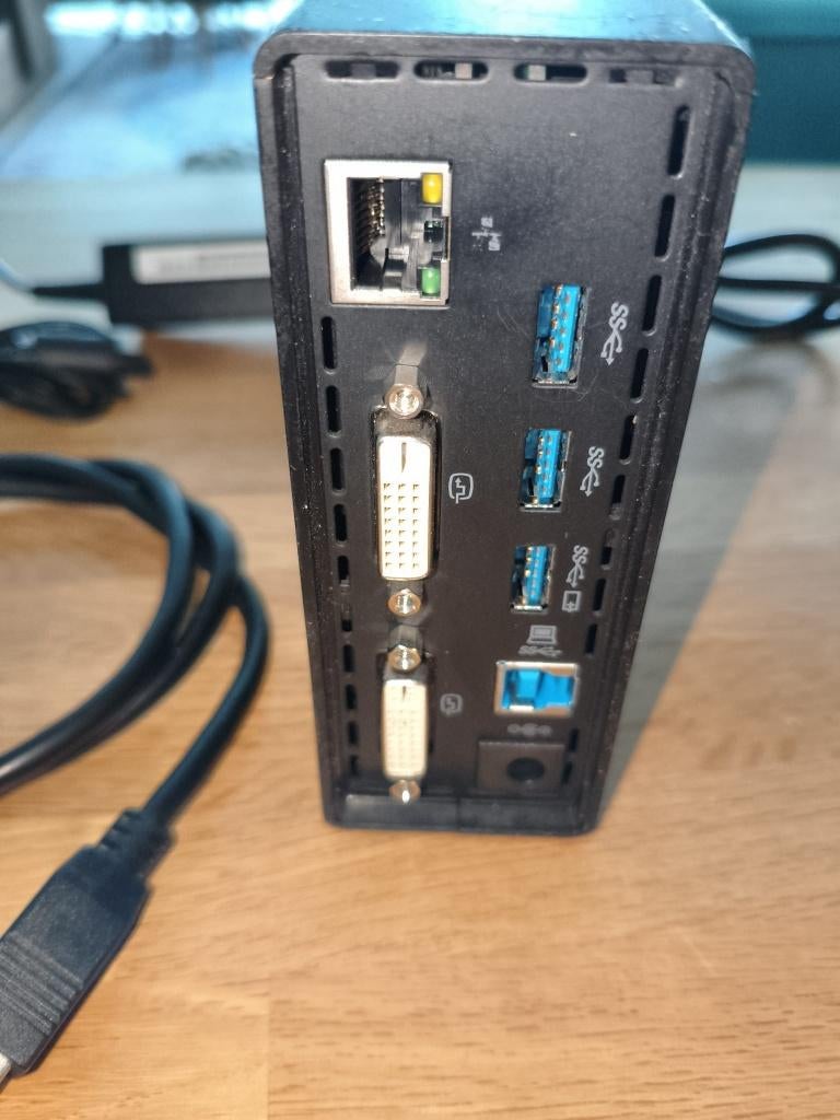 Lenovo Dockingstation - Docking station, Ophalen of Verzenden, Zo goed als nieuw, 15 inch, Onbekend