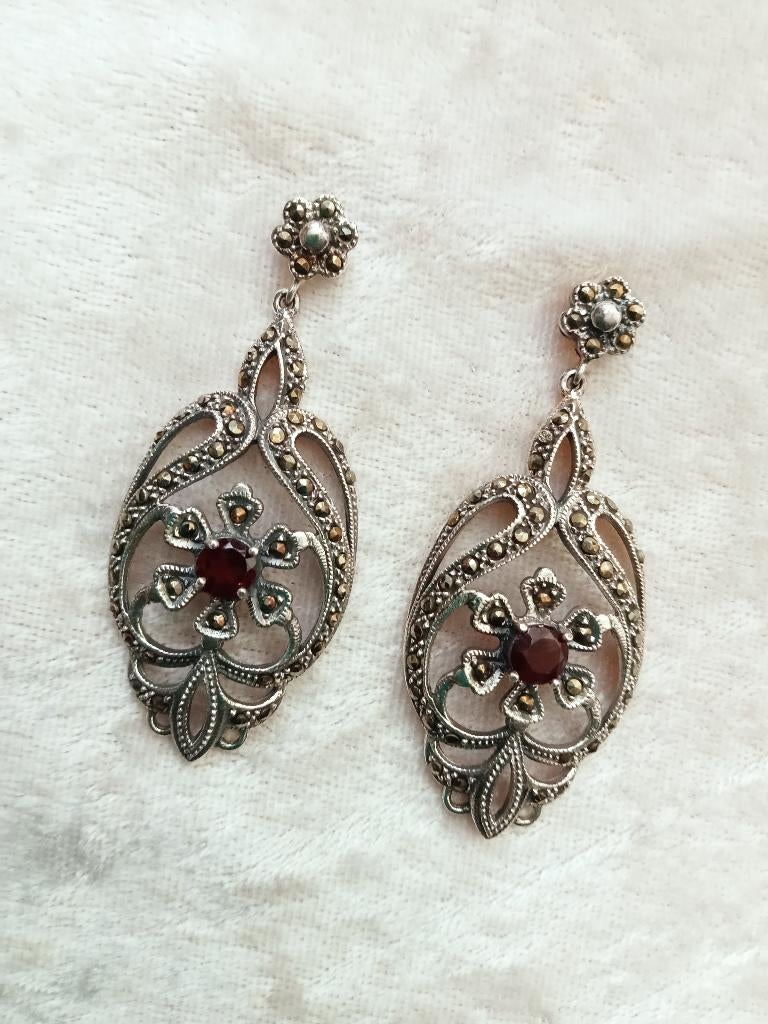 Prachtige Lange Zilveren Jugendstill Oorstekers met Granaat, Sieraden, Tassen en Uiterlijk, Antieke sieraden, Verzenden, Zilver