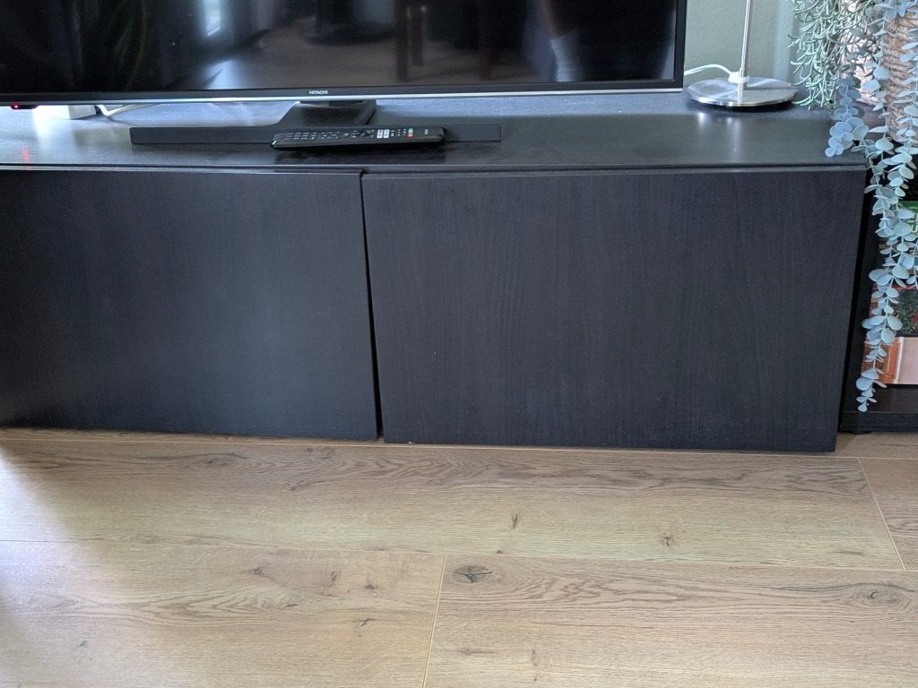 2x IKEA BESTÅ tv-meubel — zwartbruin (2 deuren), Ophalen, Zo goed als nieuw, 25 tot 50 cm, Minder dan 100 cm