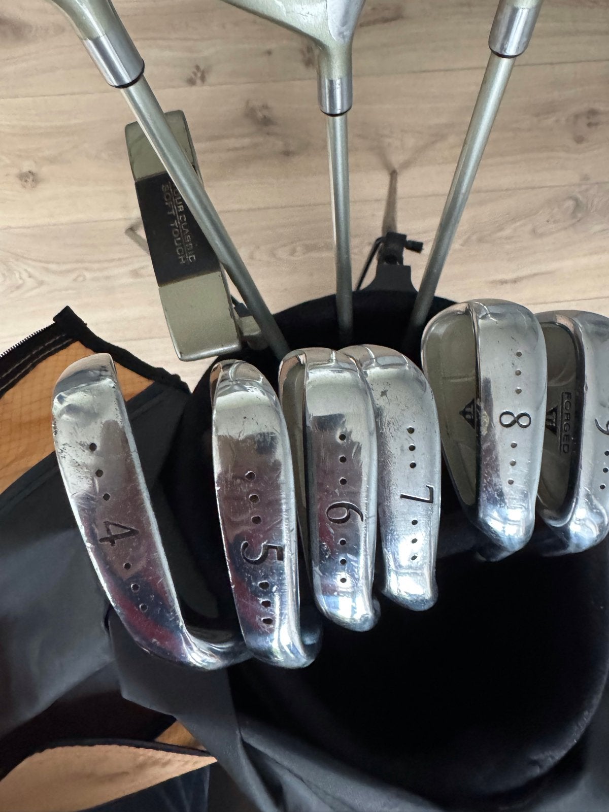 Complete golfset voor dames (rechtshandig) met draagtas., Sport en Fitness, Ophalen, Gebruikt, Set, Overige merken
