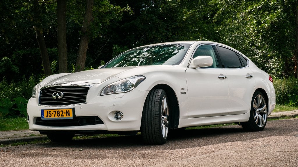 Infiniti M35h GT Premium 3.5 V6 364pk hybride Witte Parel, Automaat, Achterwielaandrijving, Zwart, M-serie
