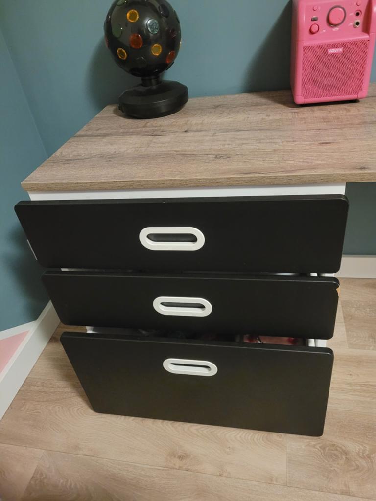 KinderBureau Ikea Småstad met lades - Hout en Zwart, Ophalen, 160 cm, Gebruikt, 51 cm
