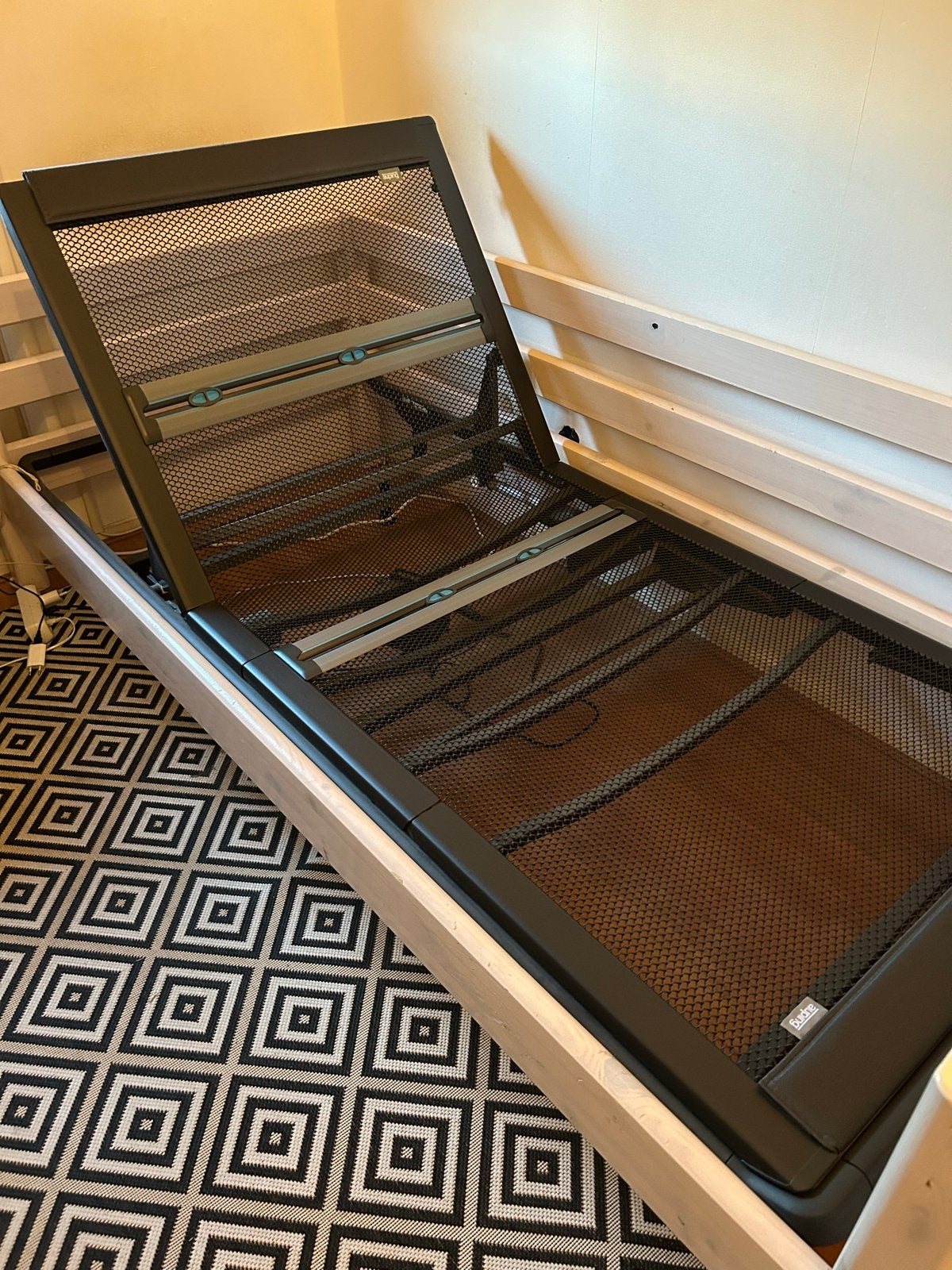 Auping AVS bedbodem, elec.verstelbaar, 90x190cm, Ophalen, Verstelbaar, 90 cm, Eenpersoons