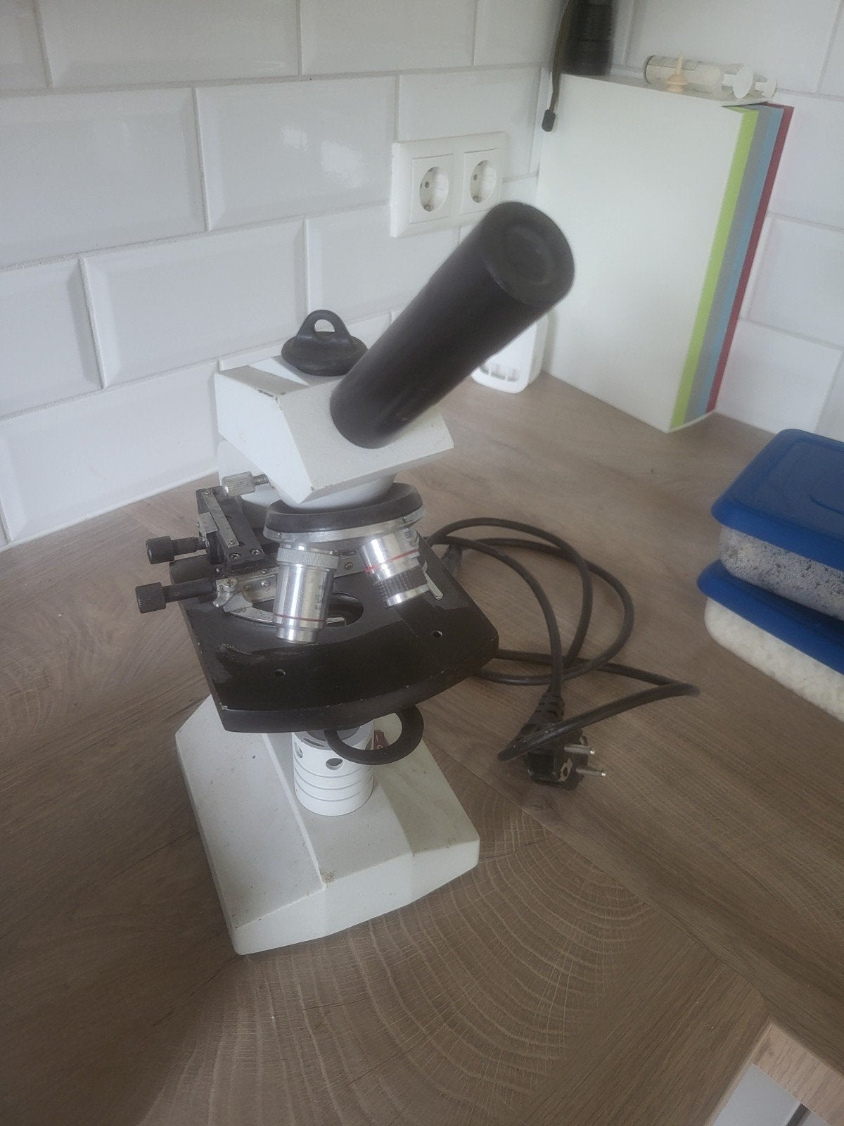 Vintage Biologische Microscoop met Verlichting, Ophalen, Gebruikt, 400x tot 1000x, Biologische microscoop