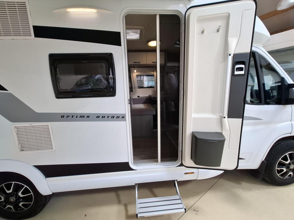 2021 Hobby Optima Ontour 65 140PK Queensbed Topind. 24000Km, Luifel, Ringverwarming, Hobby, Bedrijf