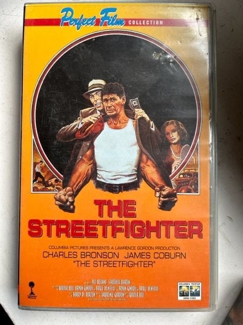 VHS  The Streetfighter Met Charles Bronson, Nederlands ondertiteld, Ophalen of Verzenden, Actie en Avontuur, Vanaf 12 jaar