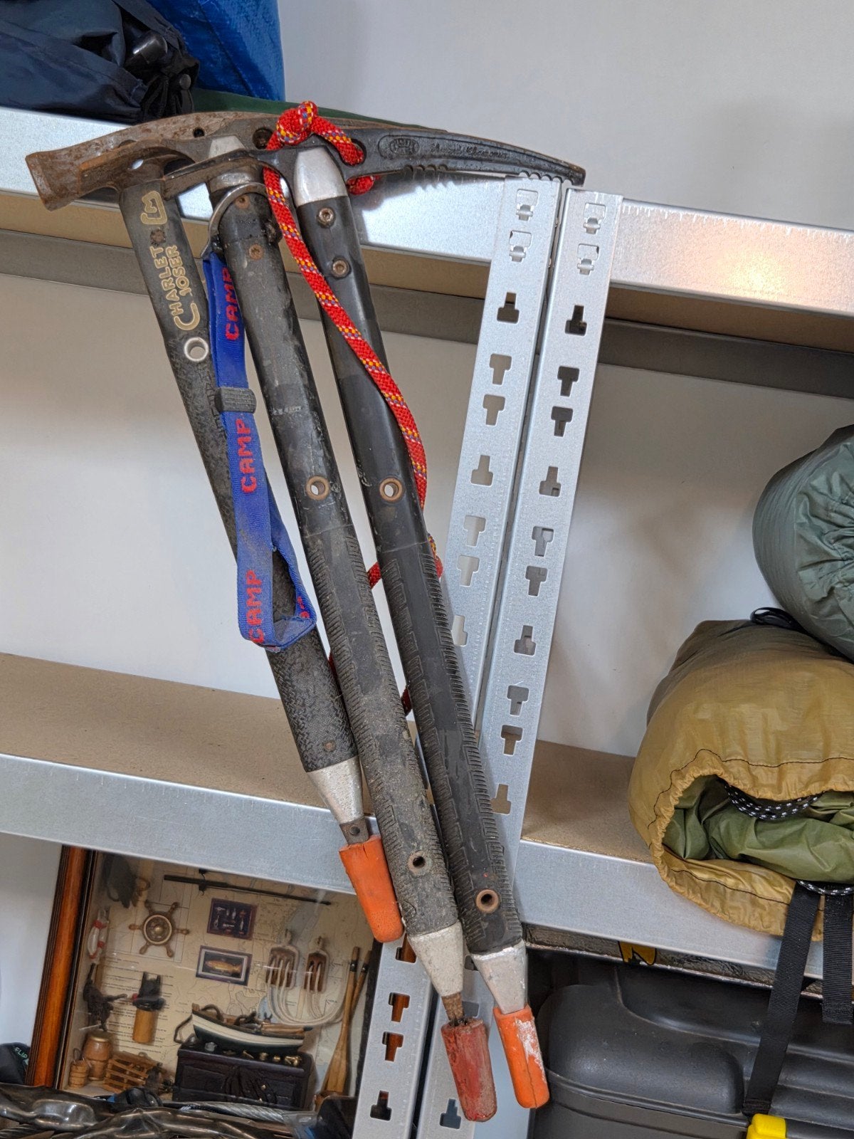 Vintage Charlet Moser ijsbijlen, Ophalen, Gebruikt, Klimsport-accessoire