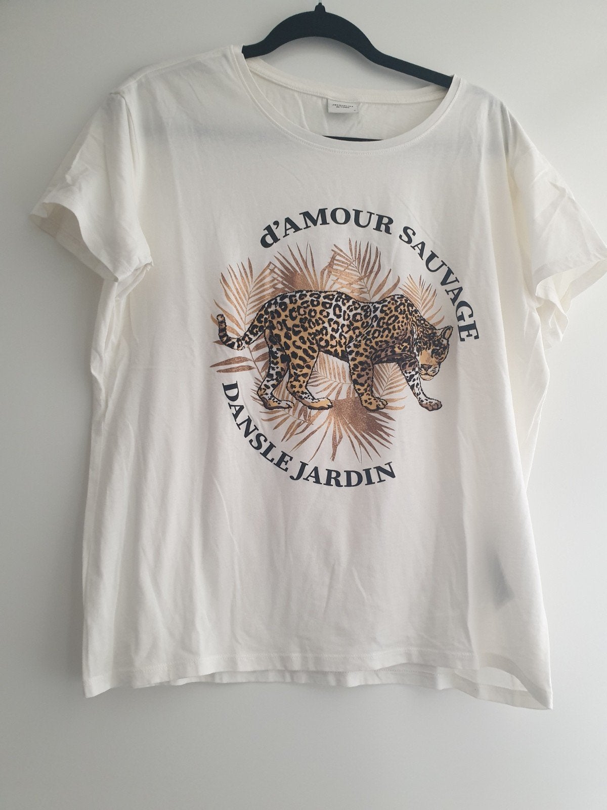 Jacqueline de Yong T-shirt met luipaardprint - Maat L, Wit, Maat 42/44 (L), Ophalen of Verzenden, Zo goed als nieuw