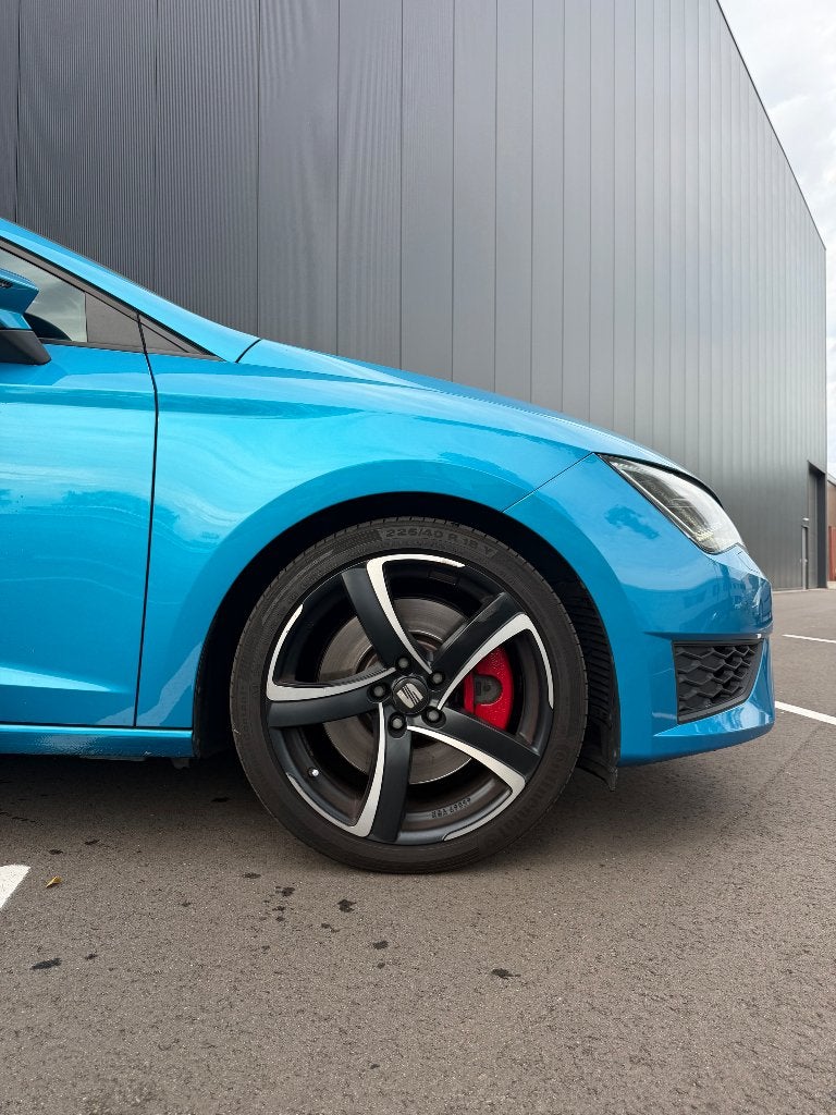 Foto 16 van Seat Leon Cupra 2.0 TSI ST DSG 2016 Blauw