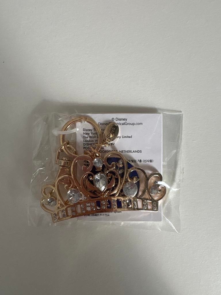 Disney Frozen musical Kroon Sleutelhanger Nieuw, Overige materialen, Minder dan 4 cm, Ophalen of Verzenden, Zo goed als nieuw