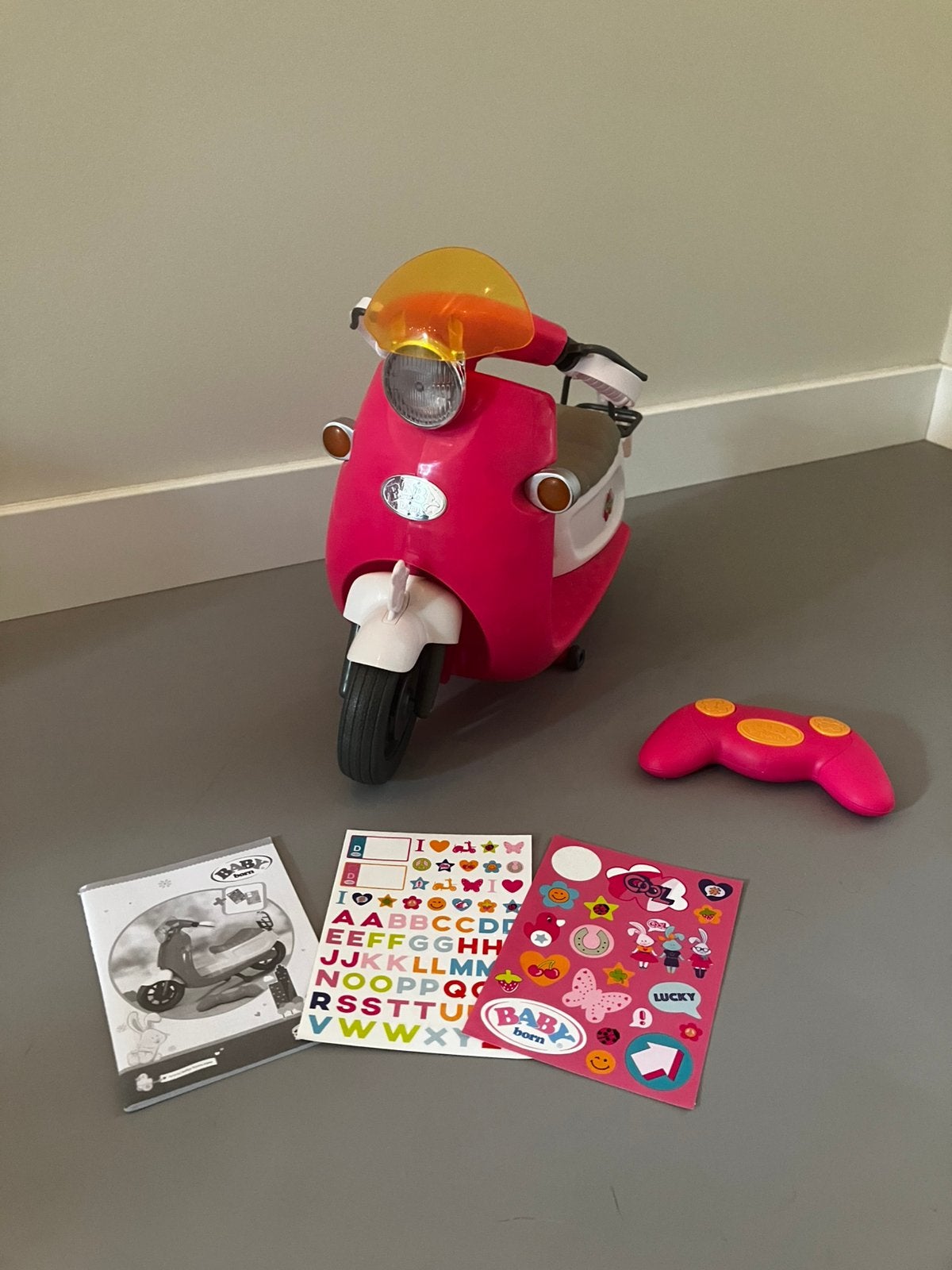 Baby Born City Scooter, Ophalen, Zo goed als nieuw, Jongen of Meisje