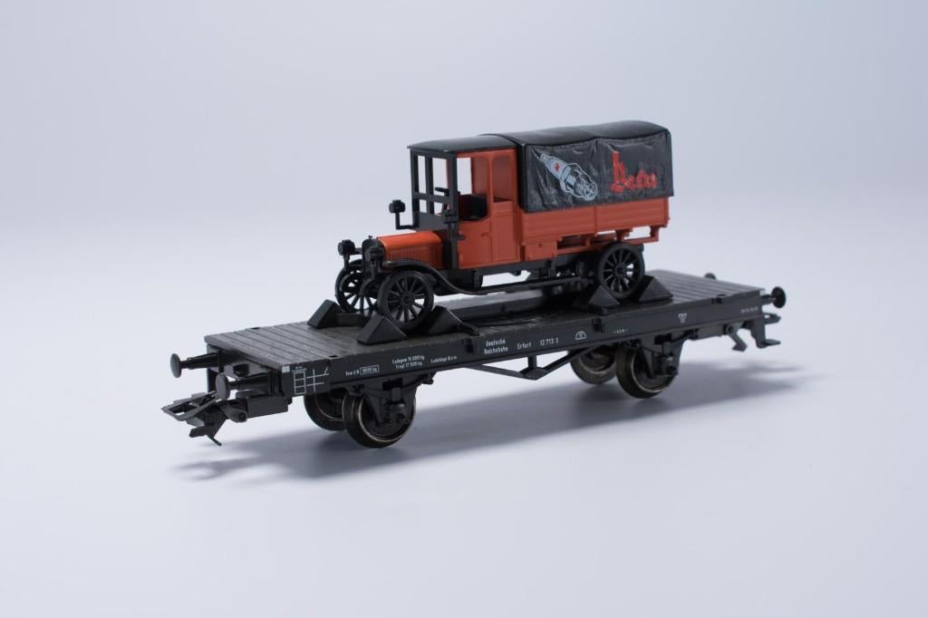 Marklin H0 OVP 46841 Platte wagen met vrachtwagen Beru DDR, Wisselstroom, Wagon, Ophalen of Verzenden, Zo goed als nieuw