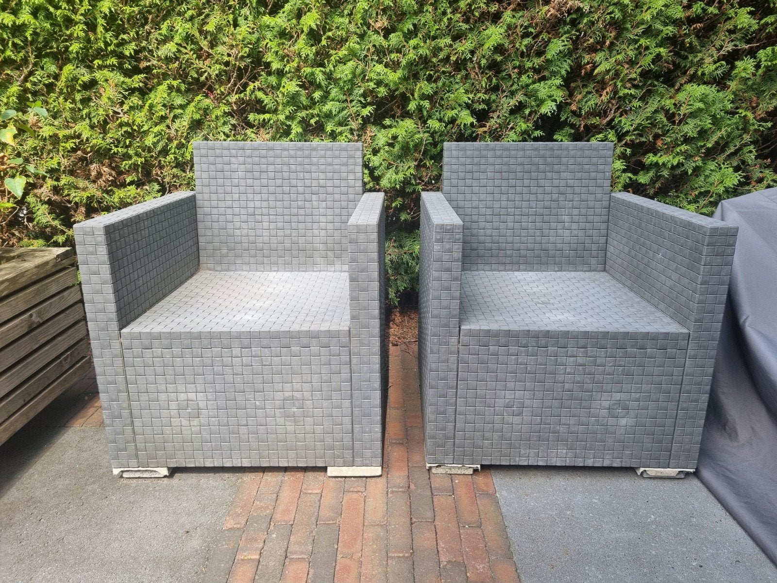 Gratis 2 loungestoelen, Ophalen, Gebruikt, Kunststof, 2 zitplaatsen