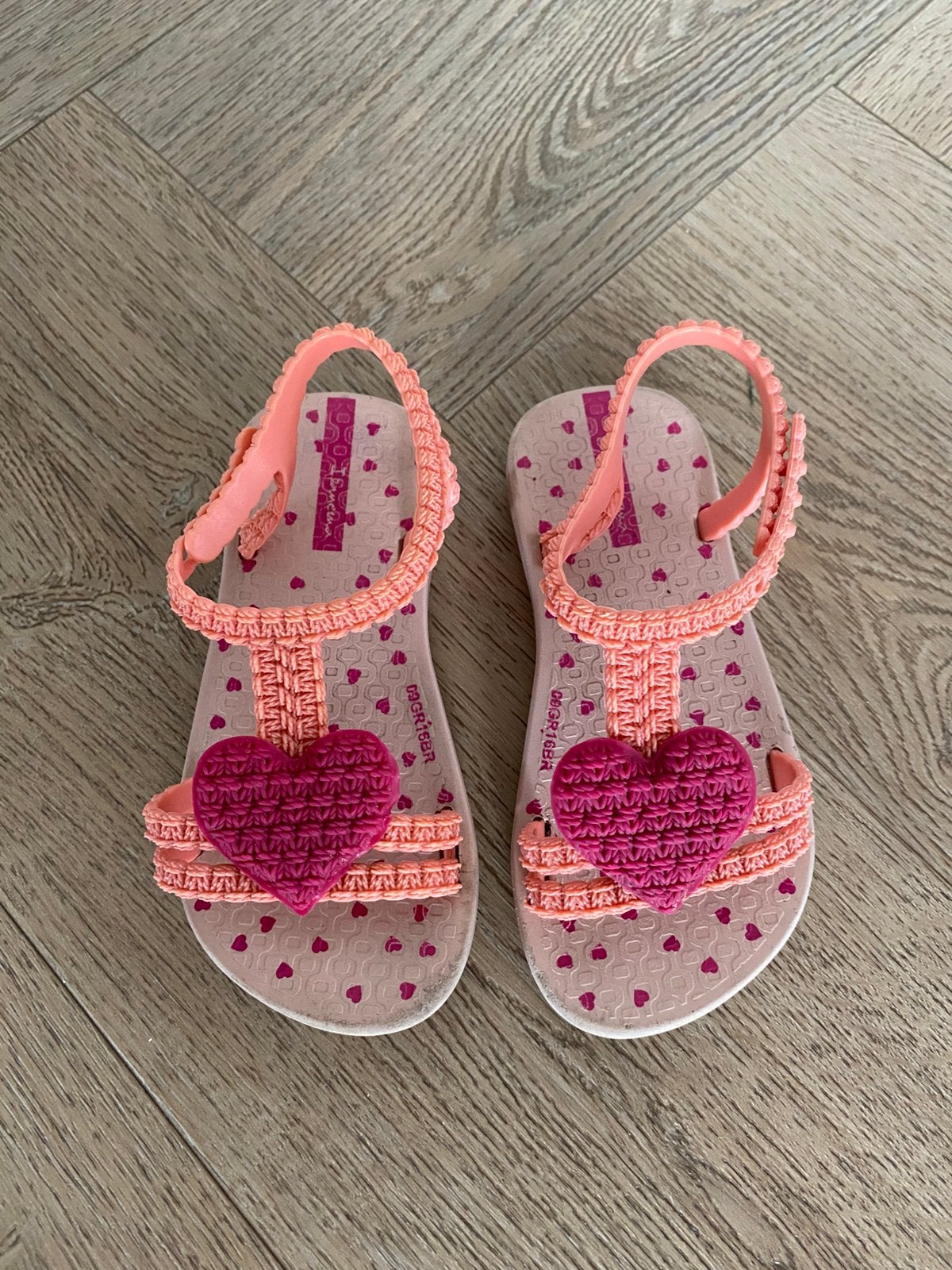 Ipaneme sandalen hartje maat 22/23, Kinderen en Baby's, Gebruikt, Meisje, Overige typen, Ophalen of Verzenden