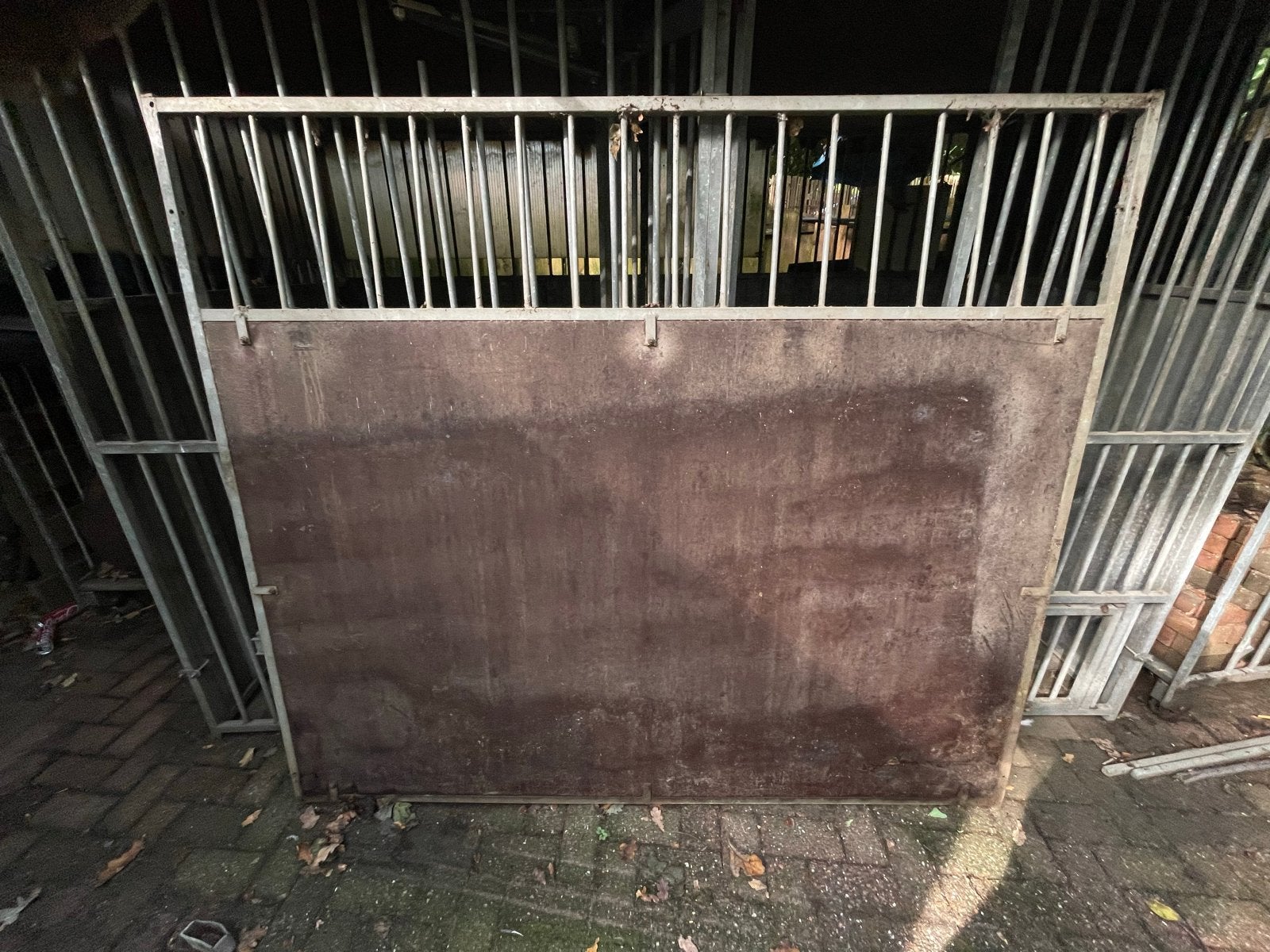 Hondenkennel, Ophalen, Gebruikt