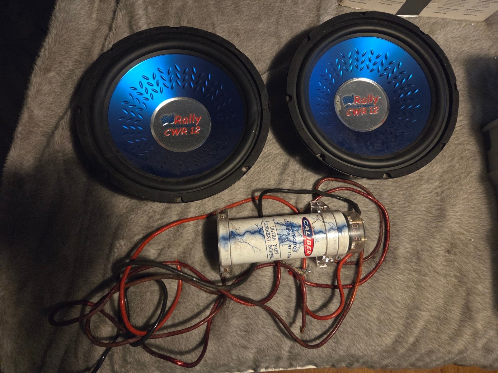 Caliber CAP1IQ 1  Caliber Rally CWR 12 2. Subwoofer, Ophalen, Gebruikt