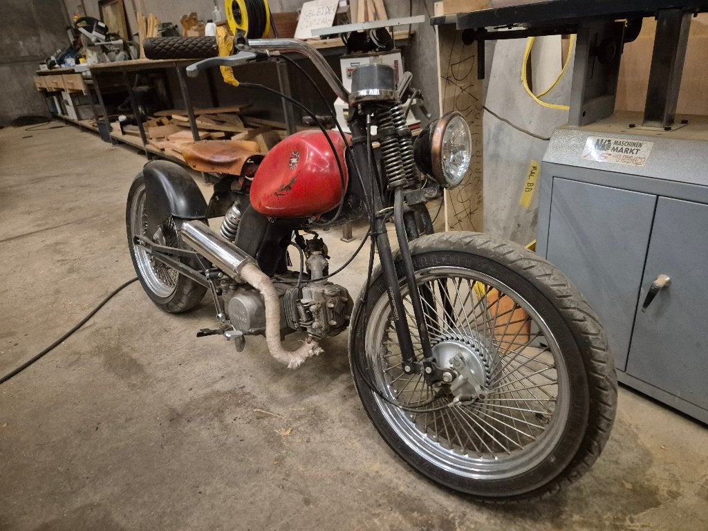 Custom brommer ss50, Fietsen en Brommers, Brommers | Oldtimers, Ophalen, 4 versnellingen, 140 cc, Overige merken