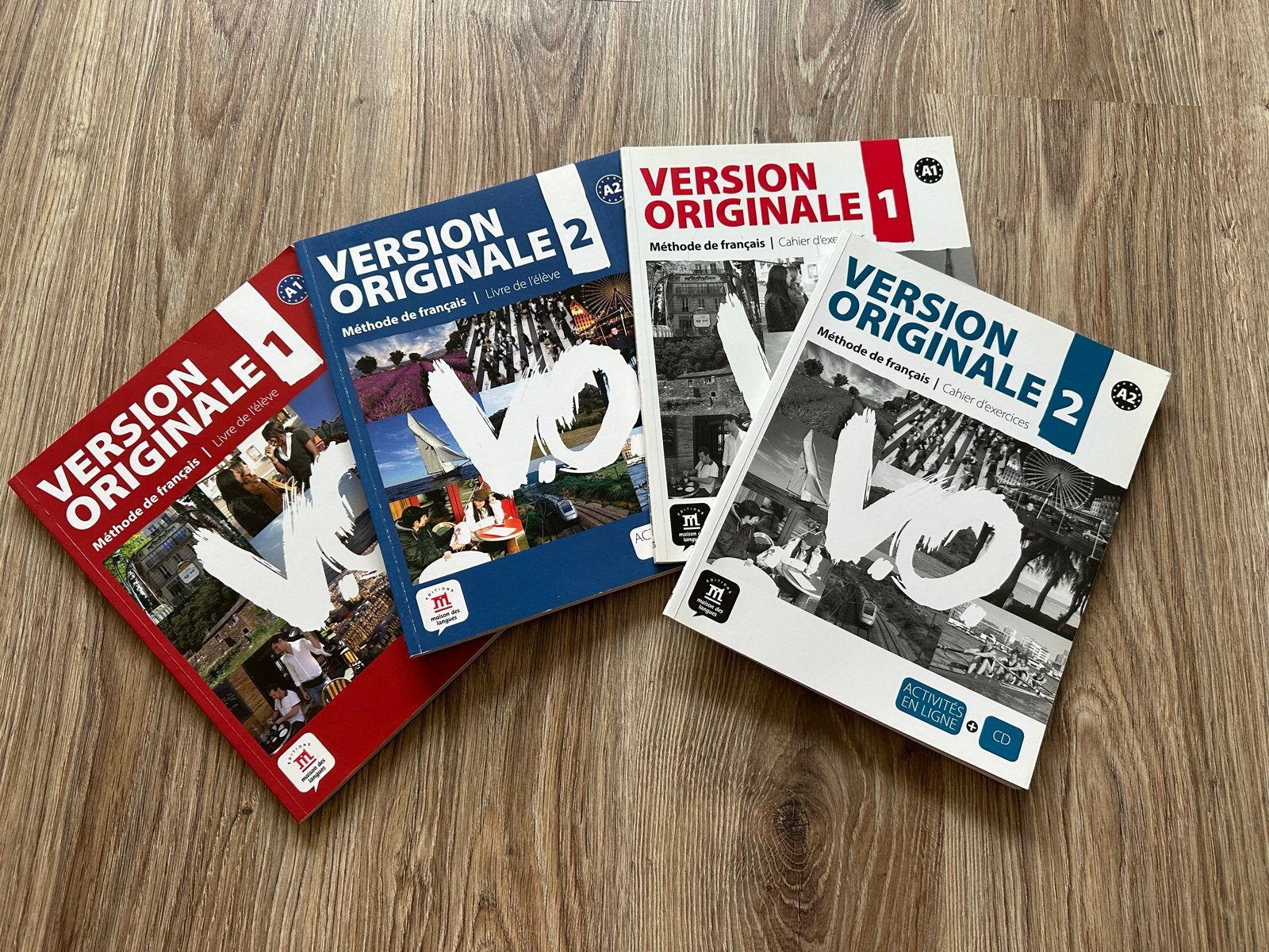 Franse lesboeken 'Version Originale' A1 & A2 (4 boeken), Ophalen, Zo goed als nieuw, Non-fictie