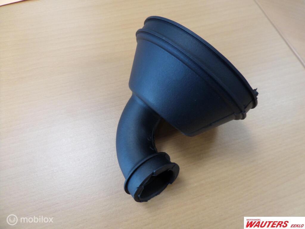 Inlaatrubber LUCHTFILTER  NR 13881-40B00, Motoren, Onderdelen | Suzuki, SUZUKI, Nieuw, Ophalen of Verzenden