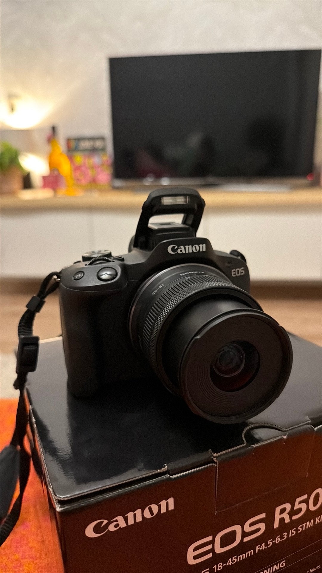 Canon EOS R50 + RFS 18-45mm F4.56.3, Audio, Tv en Foto, Ophalen, Zo goed als nieuw, 24 megapixels, Ingebouwde flitser