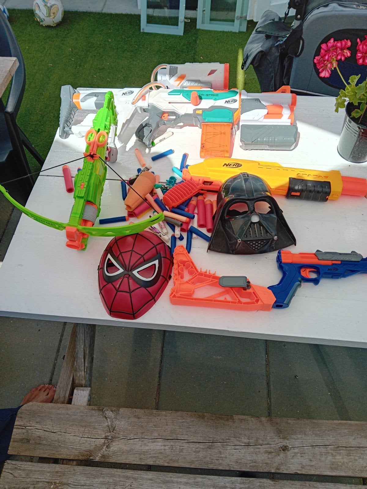 Grote Nerf Blaster & Speelgoed Set met Maskers, Ophalen, Gebruikt, Jongen of Meisje
