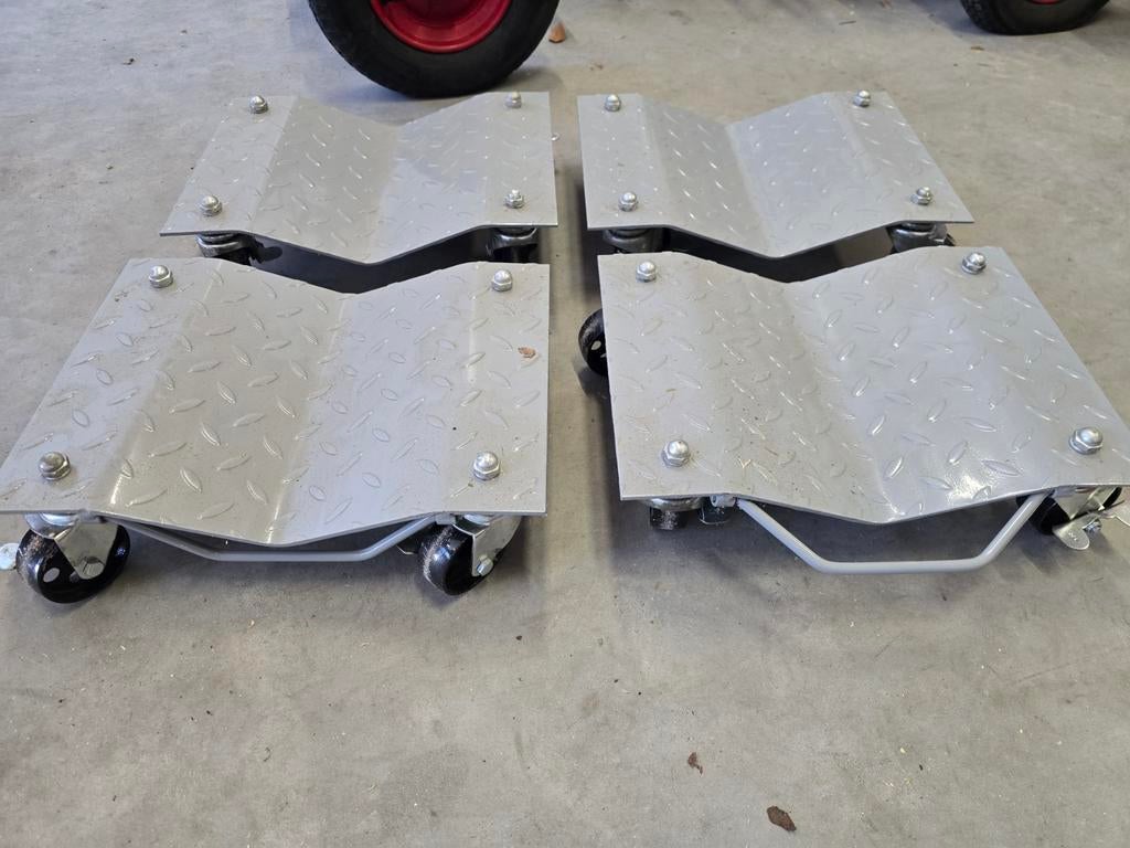 4x Autoverplaatser / Automover voor vlakke vloer, Auto diversen, Autogereedschap, Ophalen of Verzenden, Zo goed als nieuw