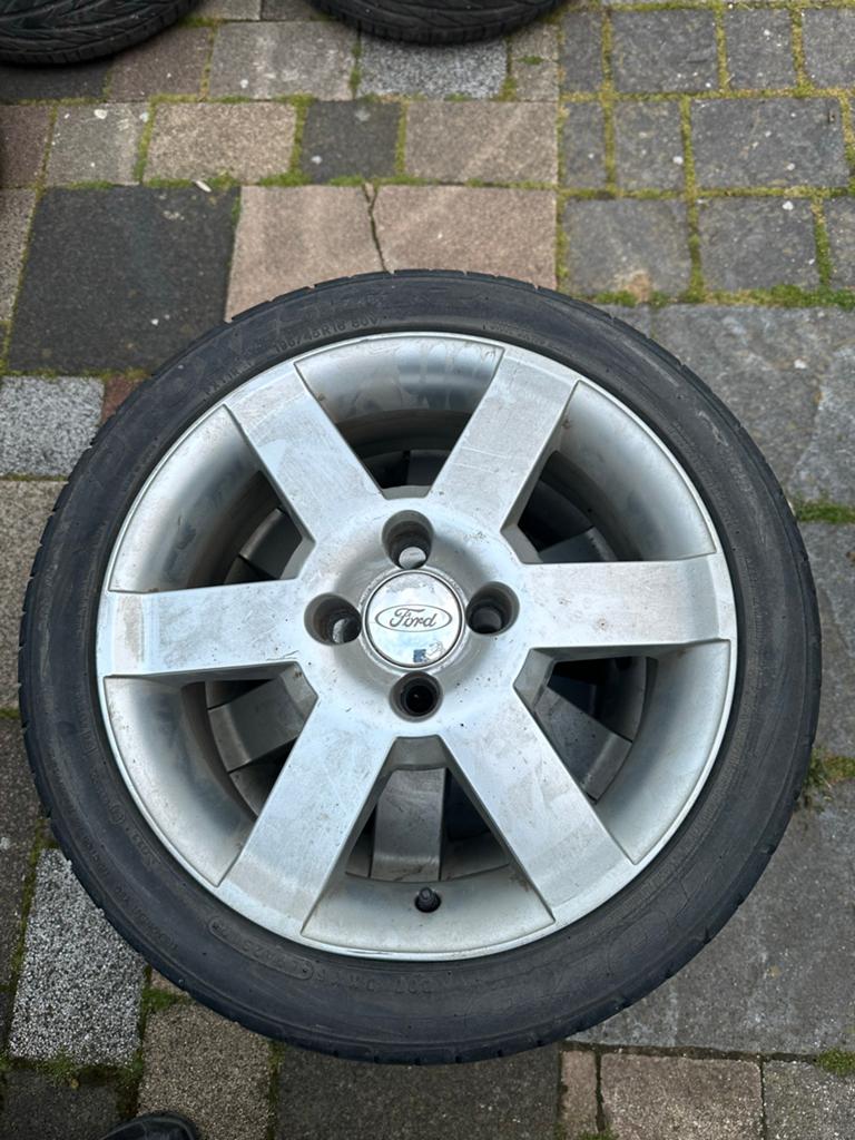 Velgen Ford Ka - 195/45 R16, Ophalen, Gebruikt, 16 inch, Banden en Velgen